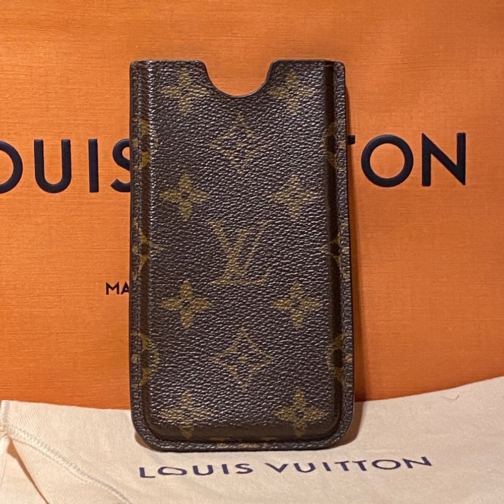 Authentic Louis Vuitton Monogram Apple iPhone hard case